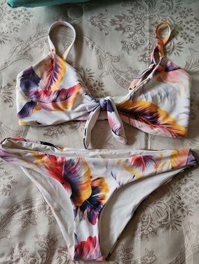 Feather Print Tie-Front Bikini Set in White, Yellow & Purple